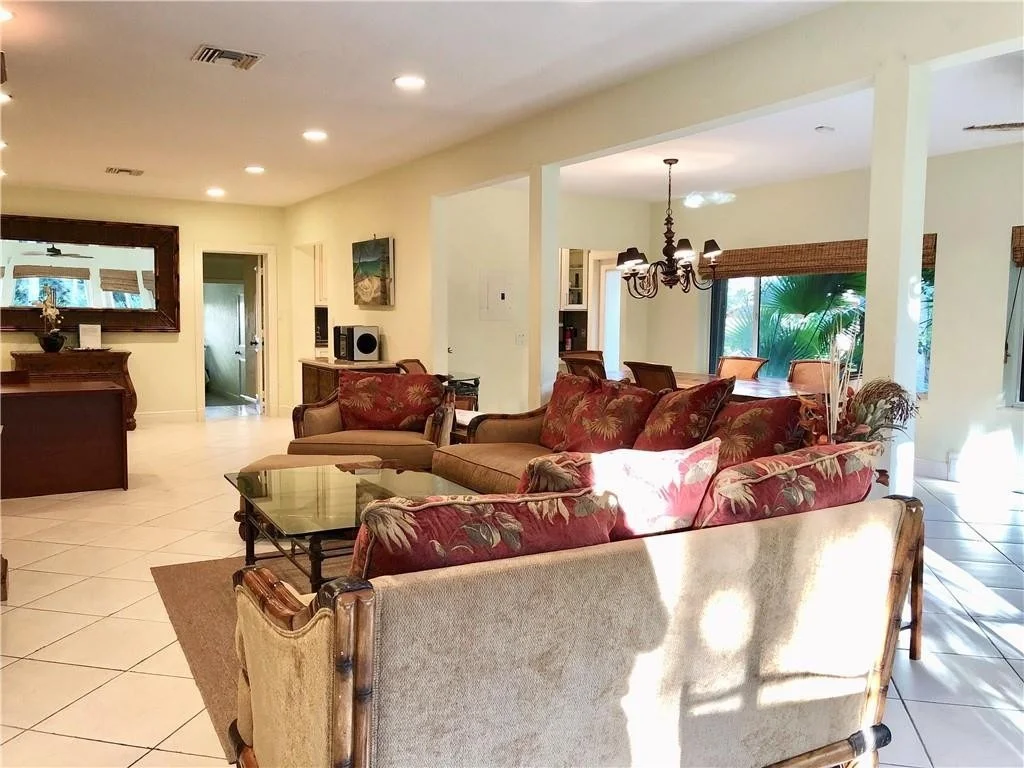Photo of 2401 Bay Drive