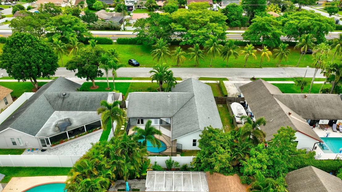 Photo of 586 NW 45TH Way