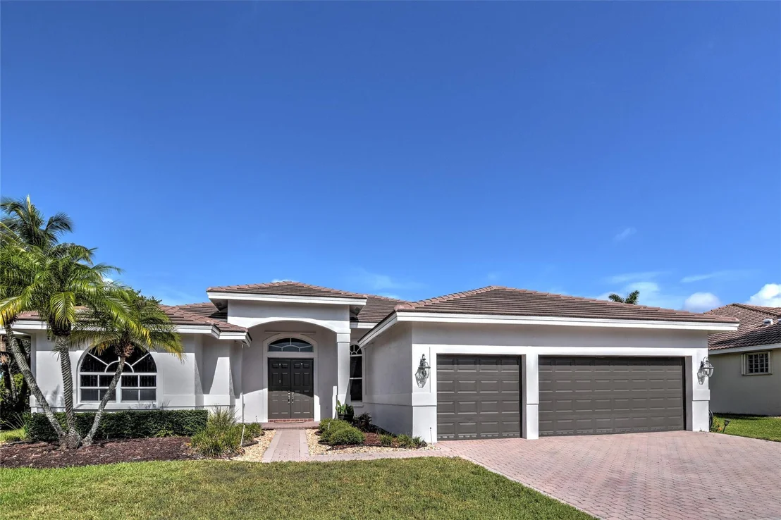 Photo of 1125 Waterside Circle