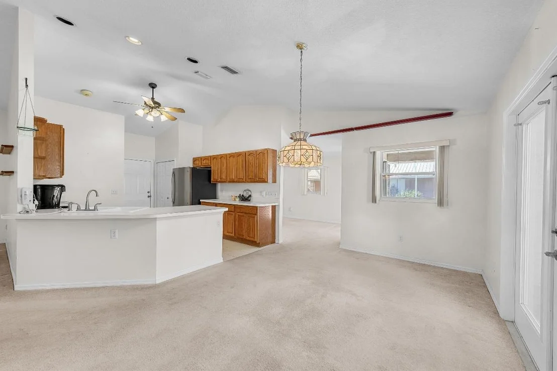 Photo of 831 SE 25th Street