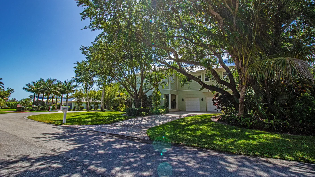 Photo of 5592 SE Reef Way