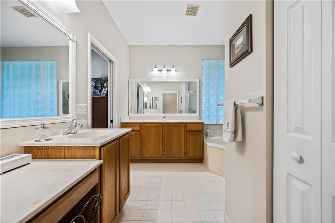 Photo of 9238 Silver Glen Way