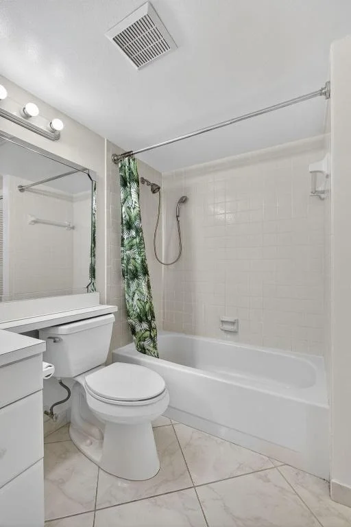Photo of Unit D1 at 309 Knotty Pine Circle