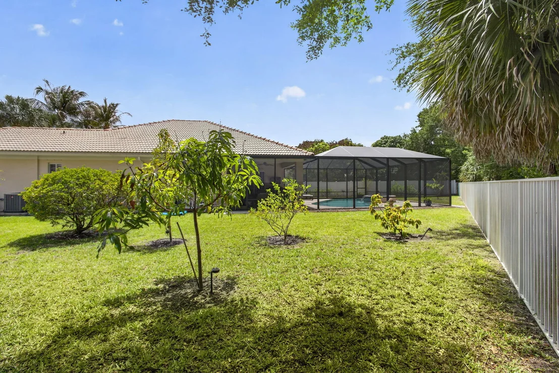 Photo of 8642 Plum Cay