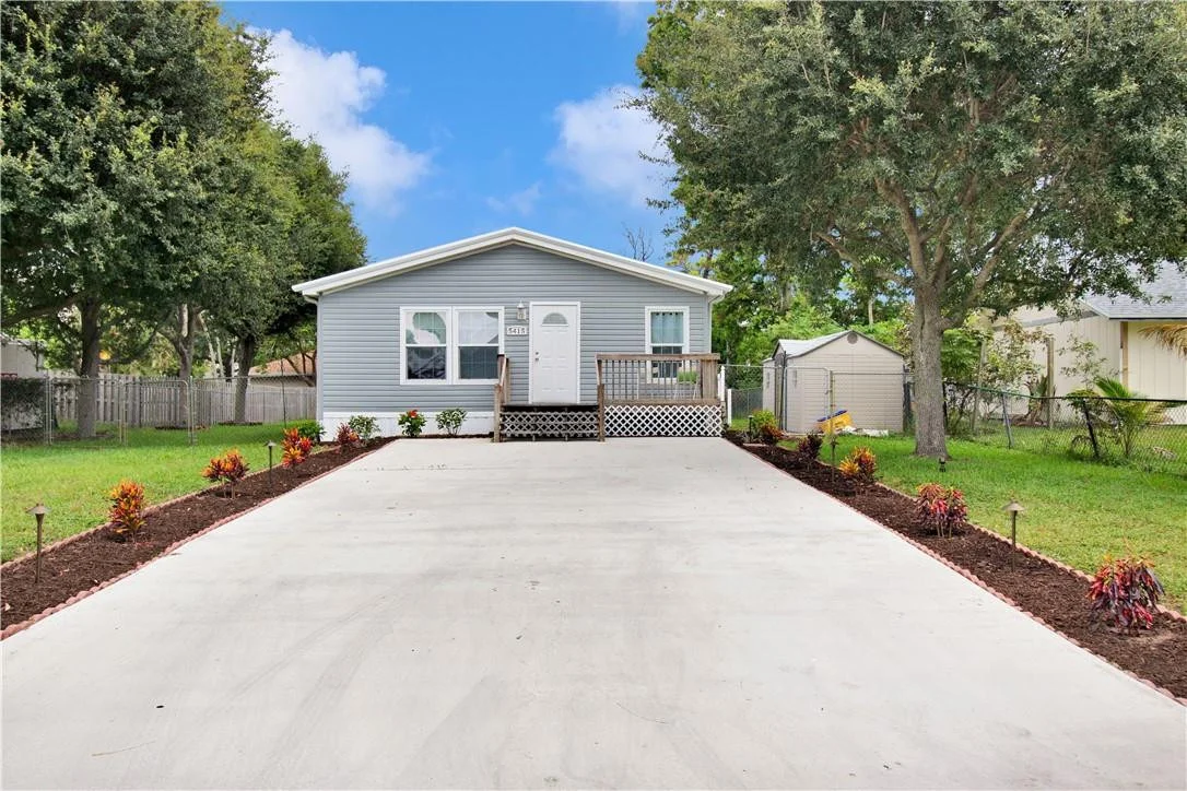 Photo of 5415 Sunrise Boulevard