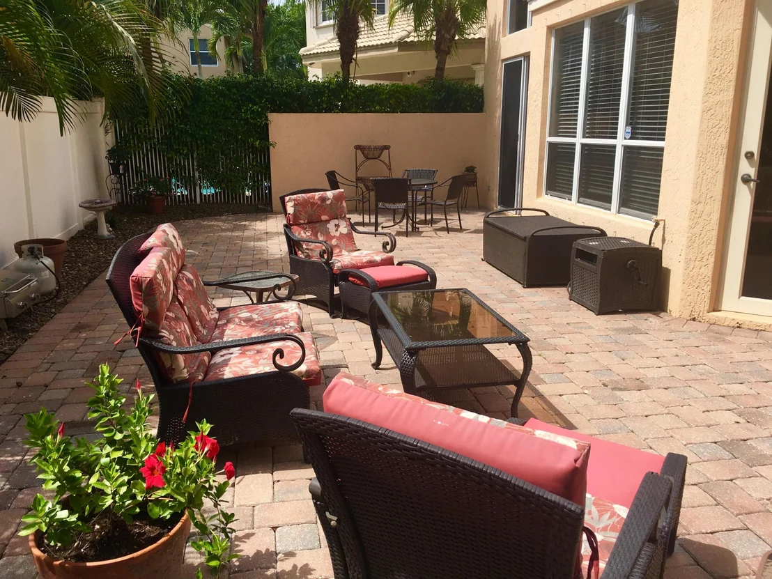 Photo of 1617 W Classical Boulevard