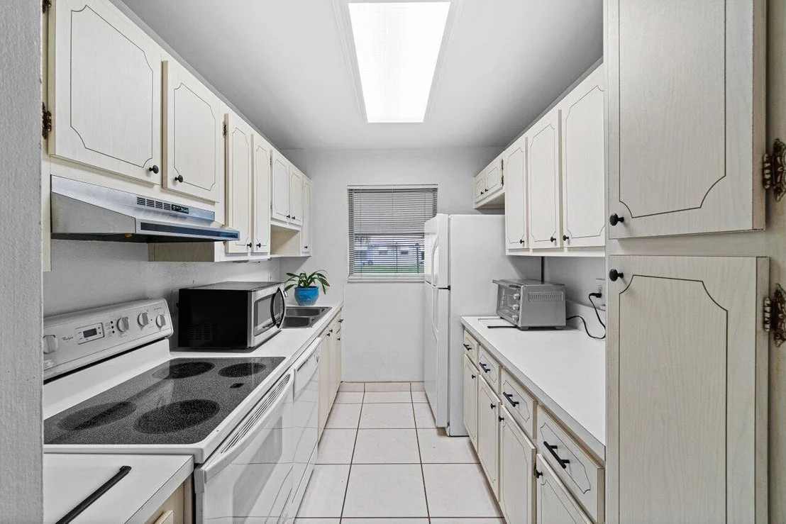 Photo of Unit C at 280 Main Boulevard