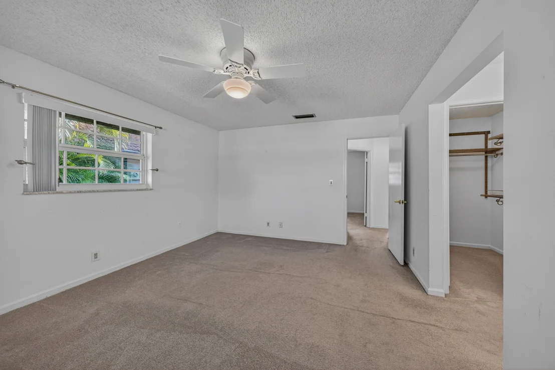 Photo of 4234 NW 3rd Way