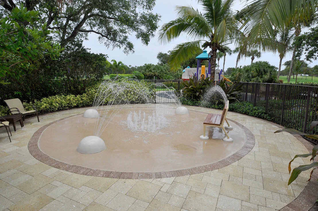 Photo of 4185 Live Oak Boulevard