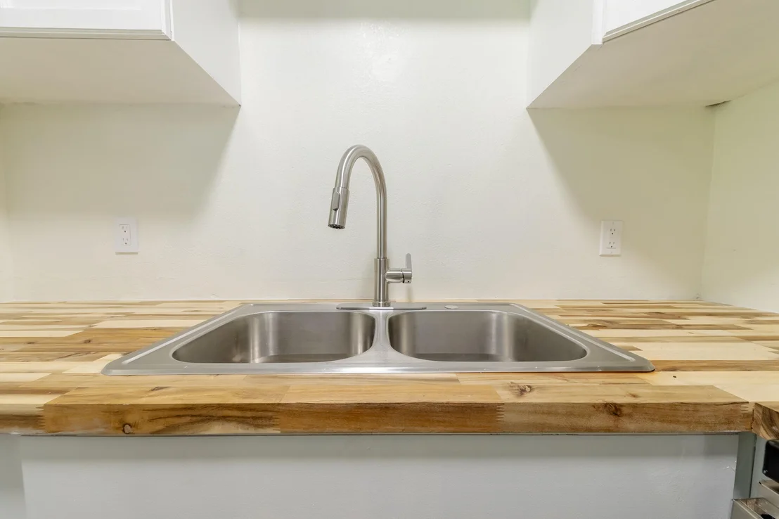 Photo of 809 SE 10th Street