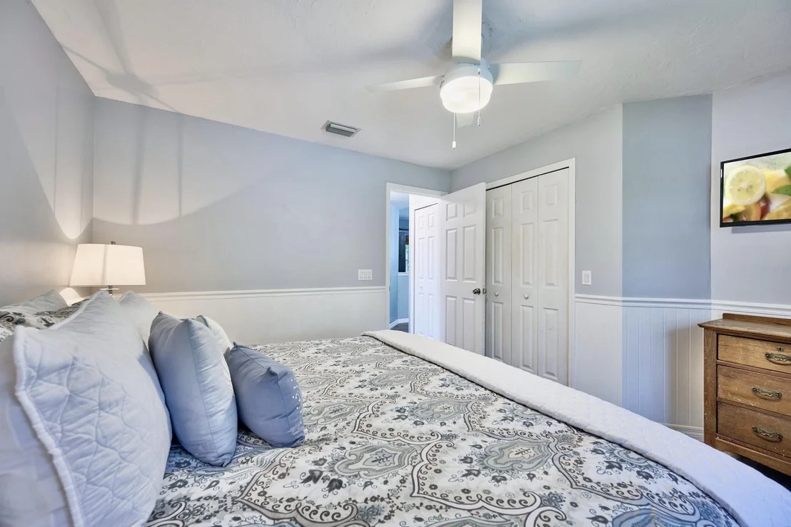 Photo of 4044 57th Terrace