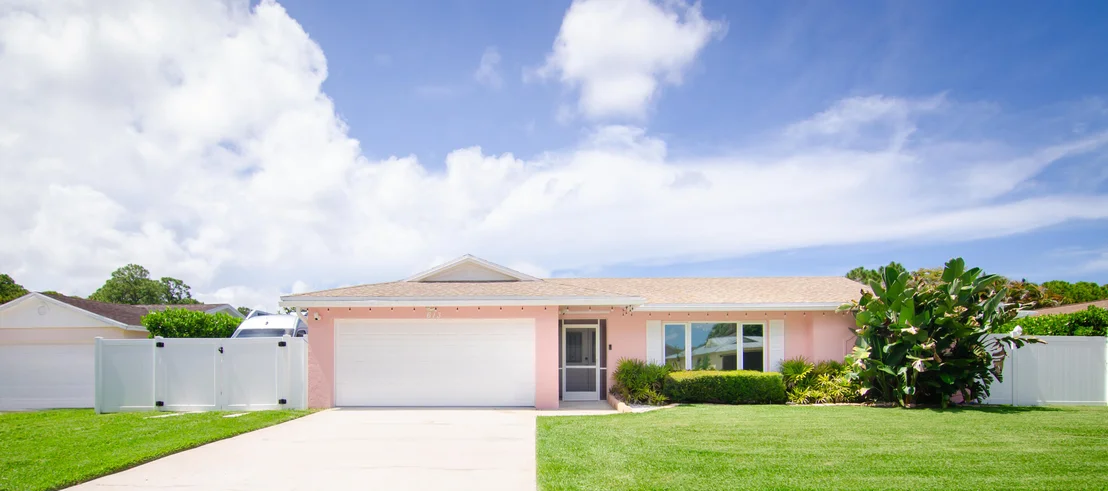 Photo of 613 Oak Terrace