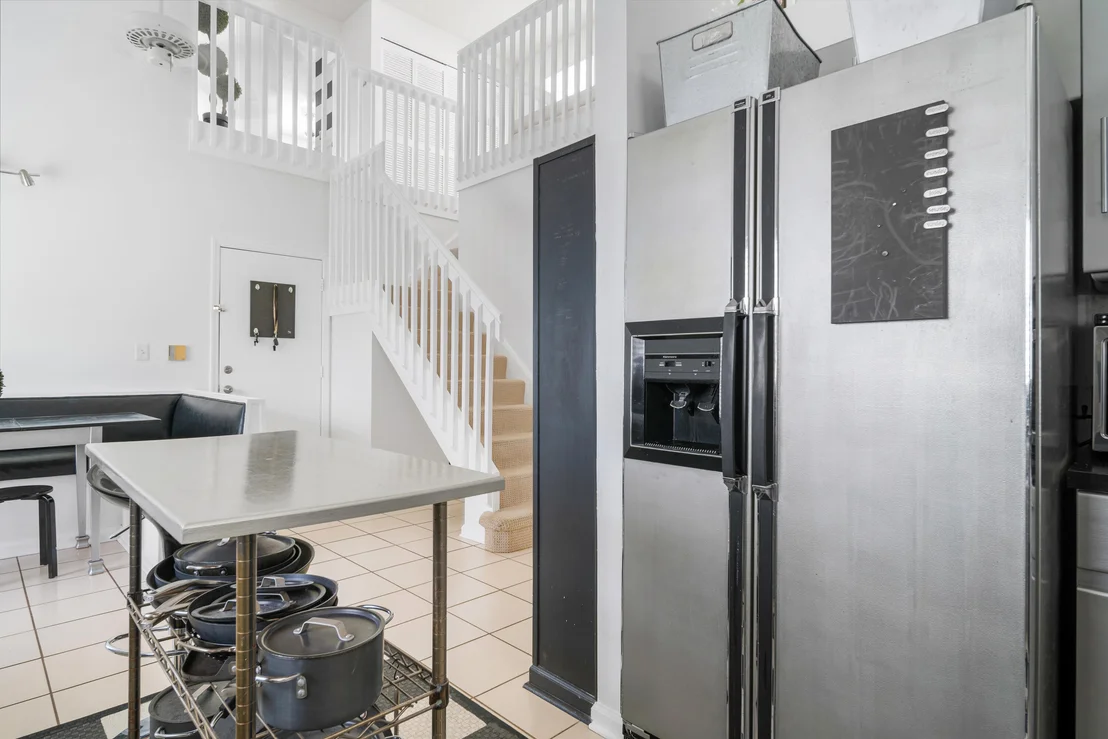 Photo of 1015 Fairfax Circle W