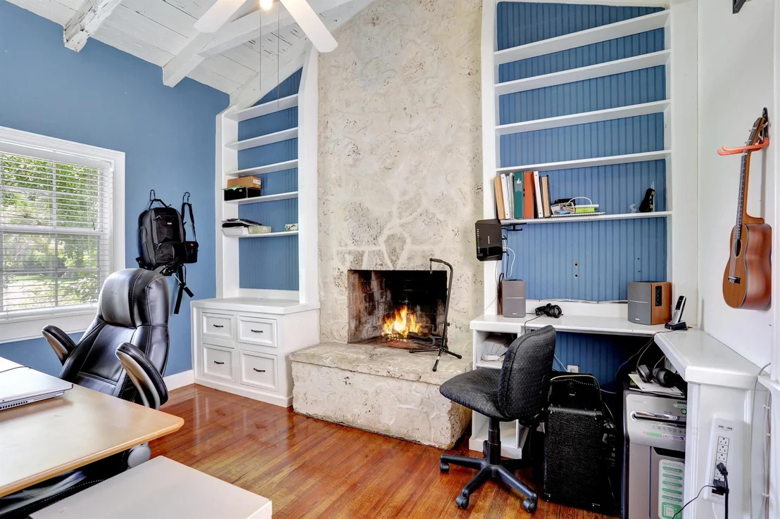 Photo of 237 NW 7th Street