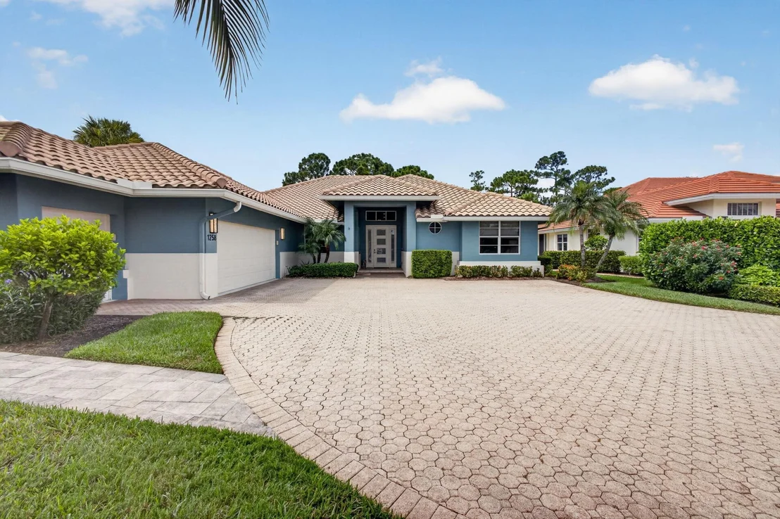 Photo of 1258 SE Brewster Place