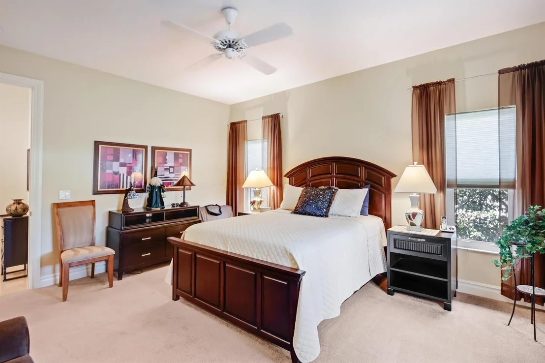 Photo of 391 Glenbrook Drive