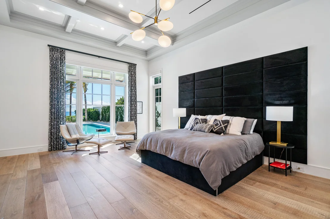 Photo of 3565 N Ocean Boulevard