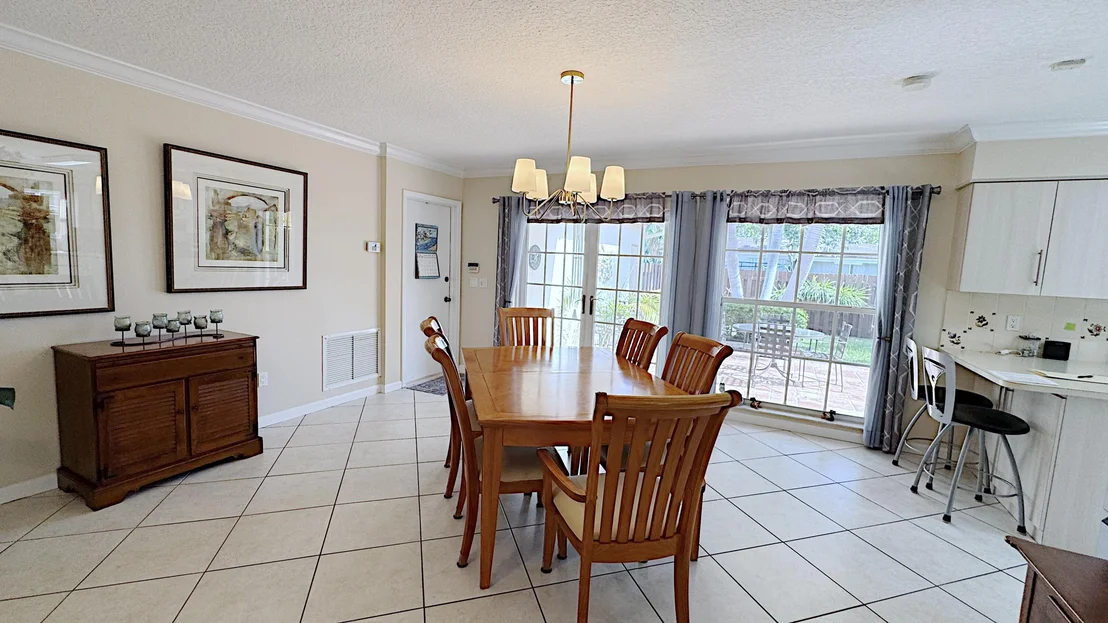 Photo of 310 SE 4TH Terrace