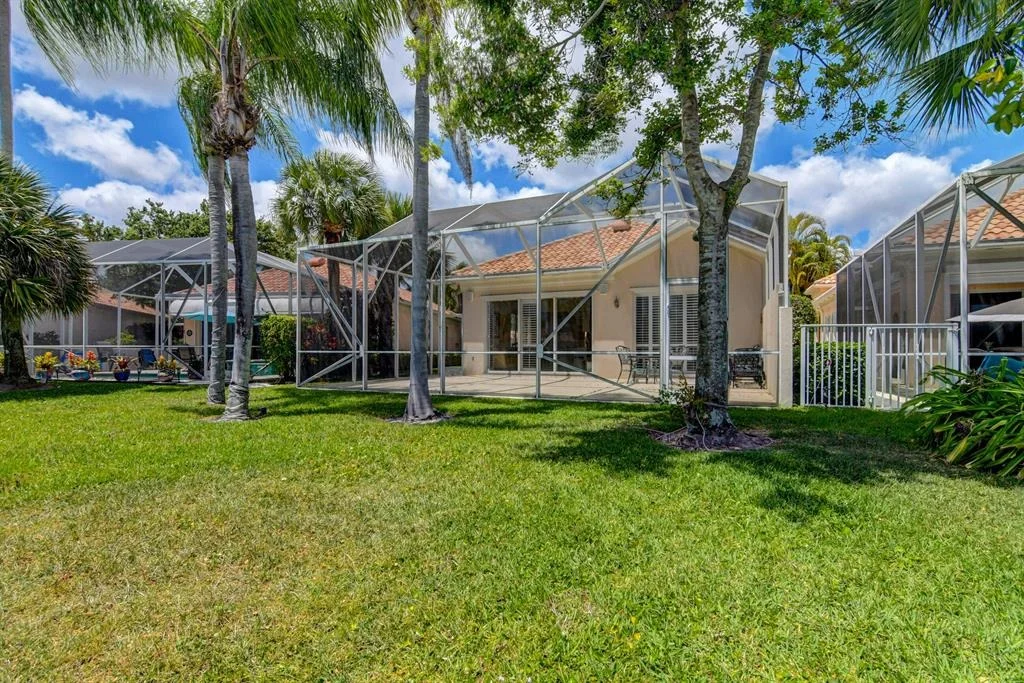 Photo of 2065 Valencia Drive