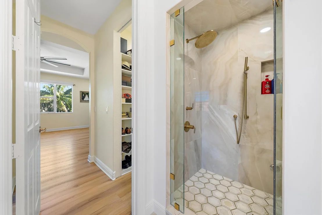 Photo of 111 Manor Circle