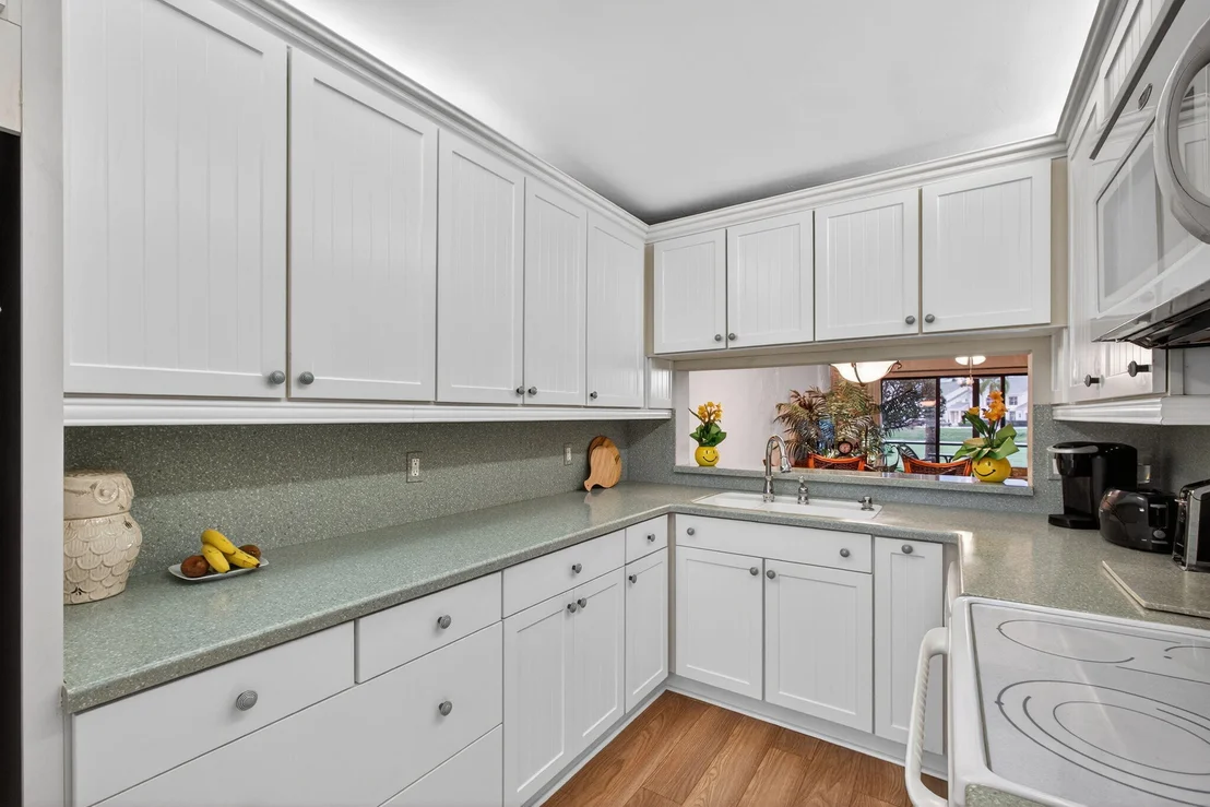 Photo of Unit F at 2041 Keystone Drive