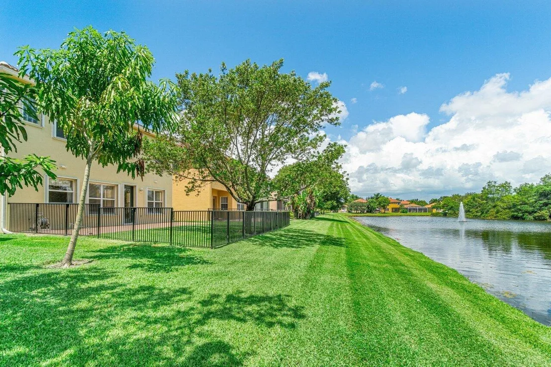 Photo of 4145 Key Lime Boulevard