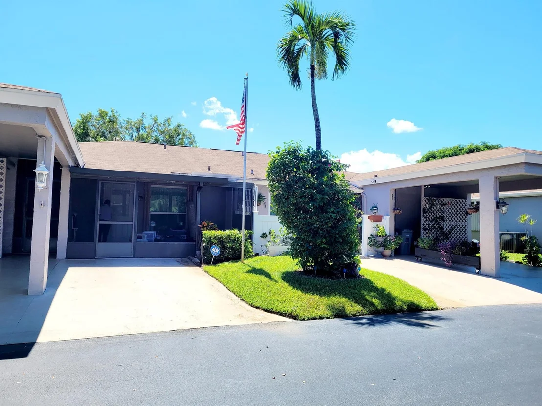 Photo of 6885 Moonlit Drive