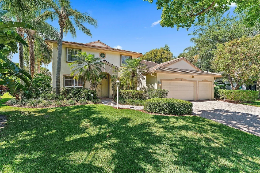 Photo of 259 Cardinal Lane