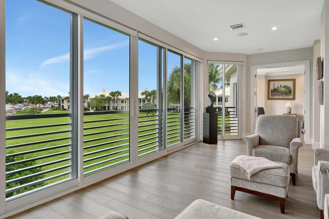 Photo of 1802 Captains Way