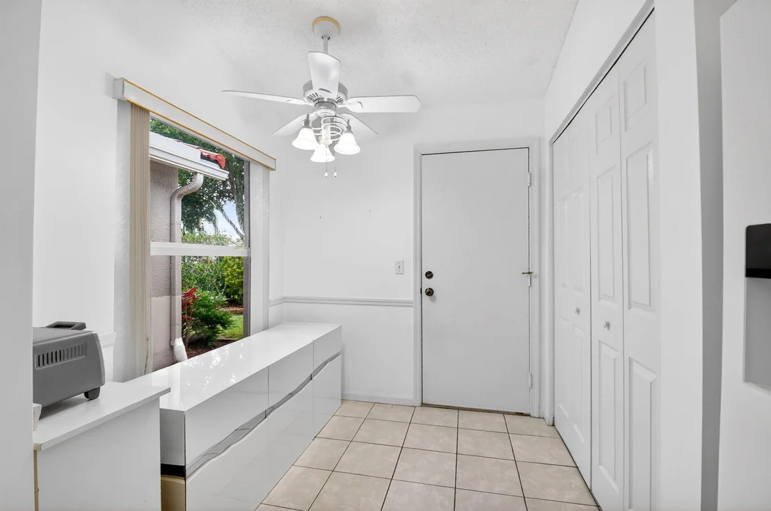 Photo of 164 Sausalito Drive