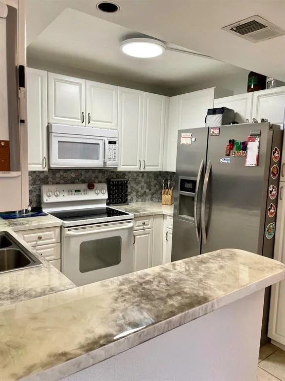 Photo of Unit B at 8171 Thames B Boulevard