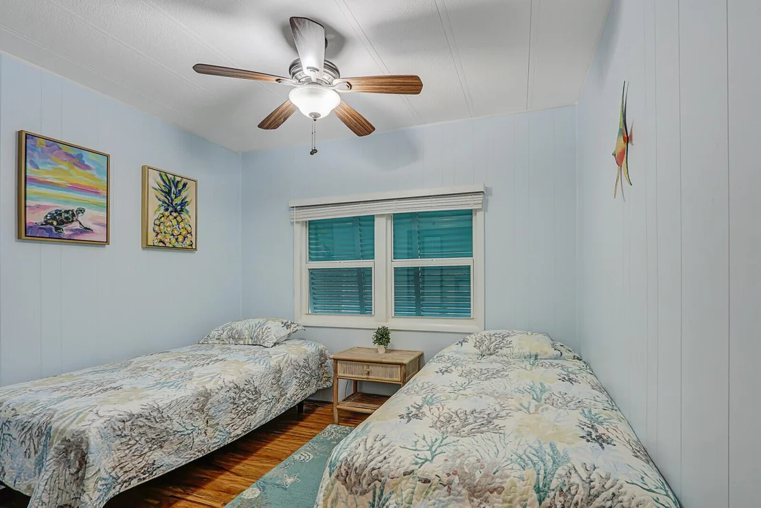 Photo of Unit 46 at 400 N A1a