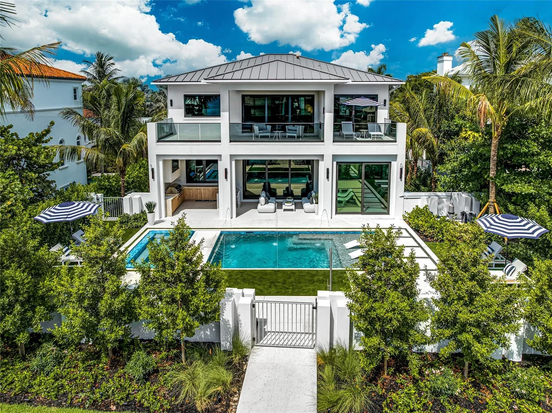 Photo of 6107 N Ocean Boulevard