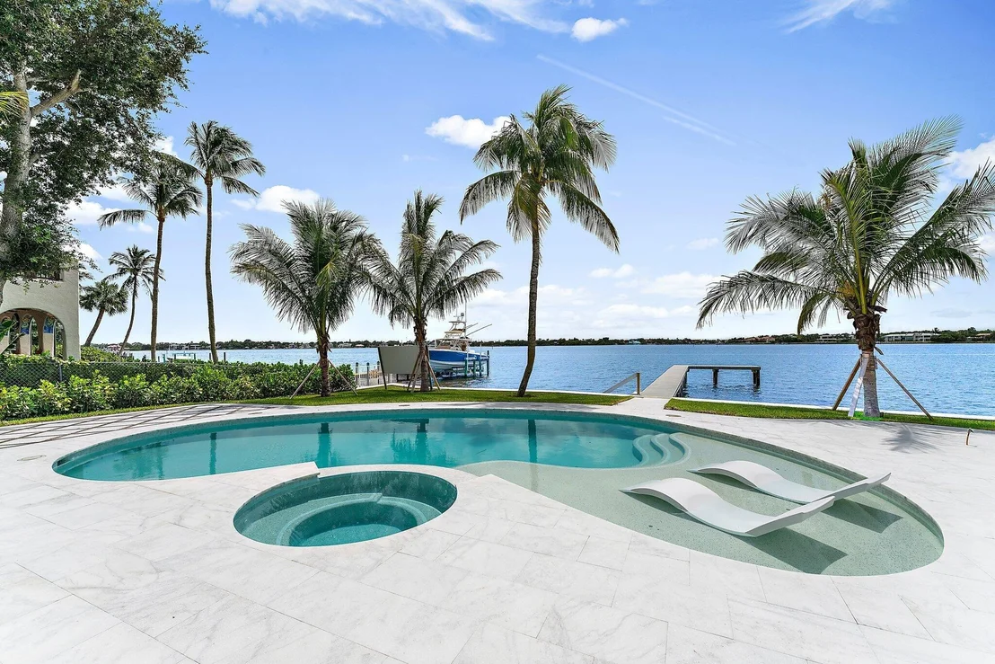 Photo of 21 Bay Harbor Road