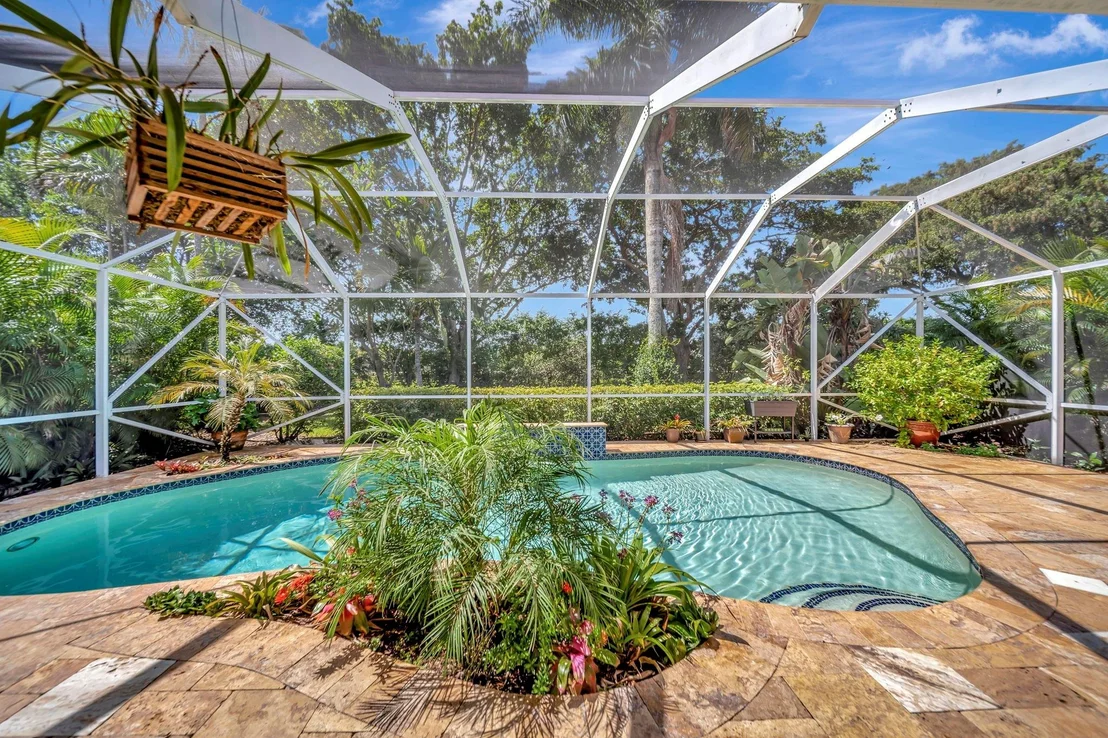 Photo of 16412 Diamond Place