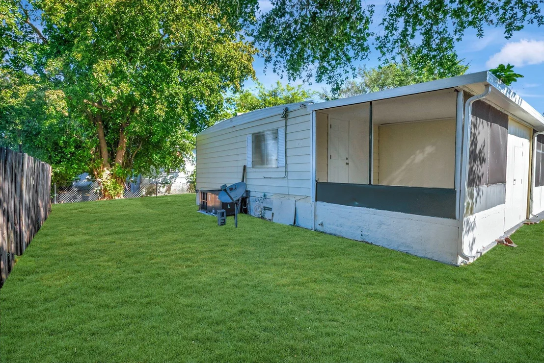 Photo of 23017 Watergate Circle
