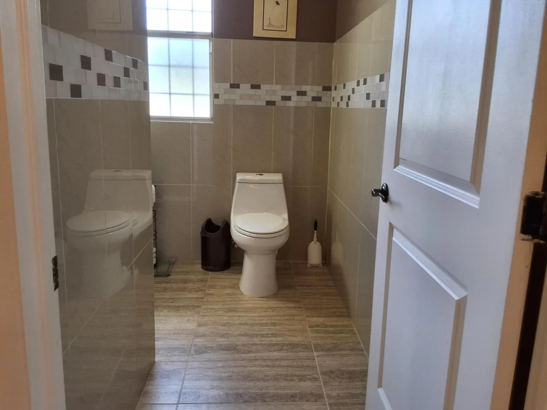 Photo of 1221 Bacom Point Road