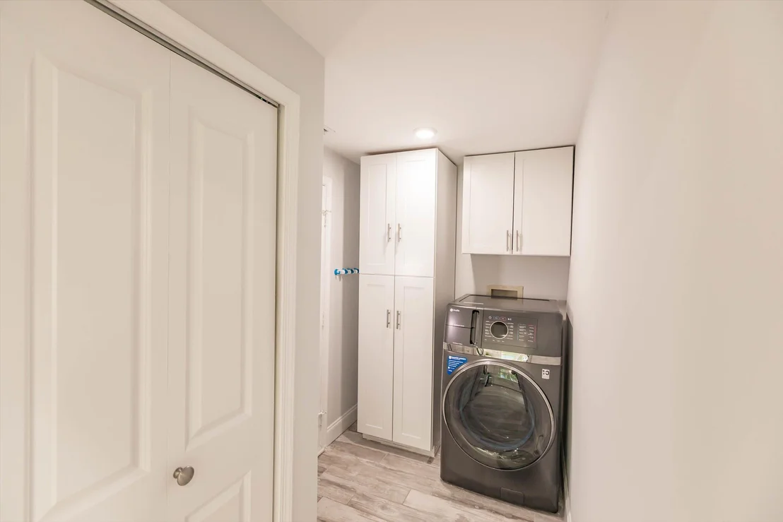 Photo of 6319 Garrett Street