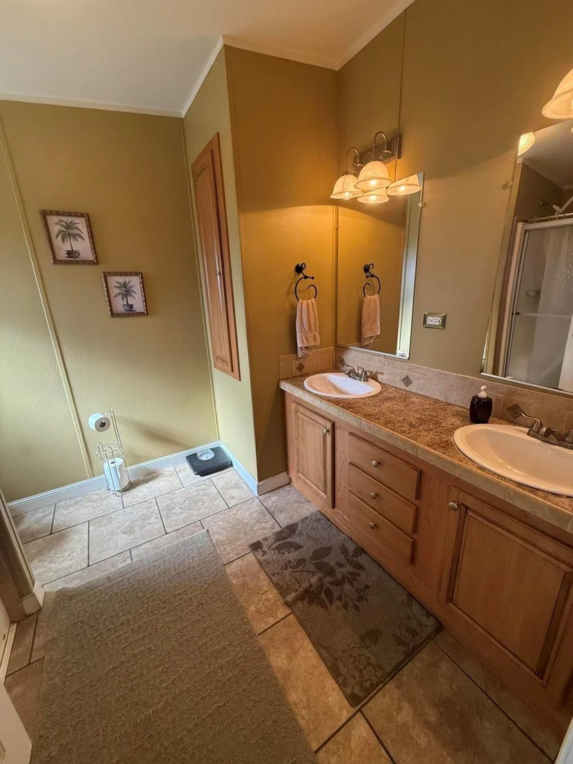 Photo of 22868 Sailfish Road