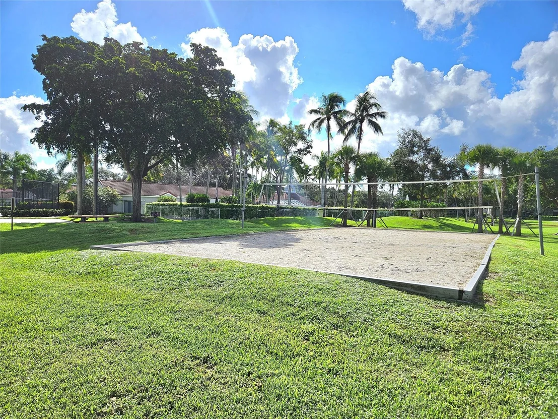 Photo of Unit 10202 at 651 Lyons Road
