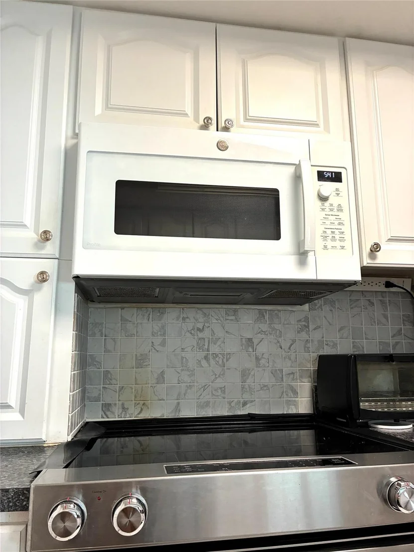 Photo of 320 S Golf Boulevard