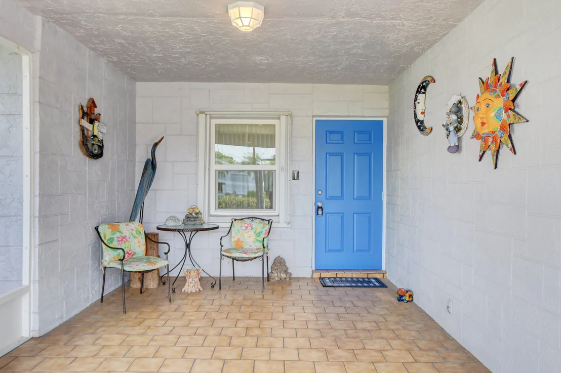 Photo of 6639 Overland Drive