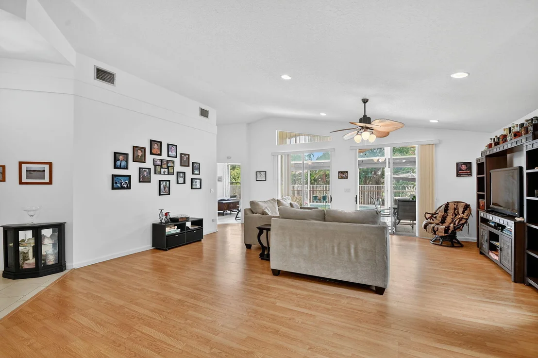 Photo of 2804 Waters Edge Circle