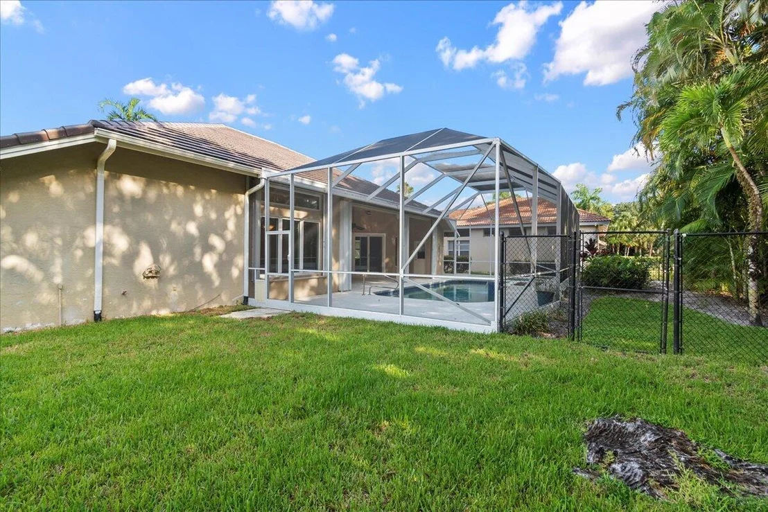 Photo of 6989 Cypress Cove Circle