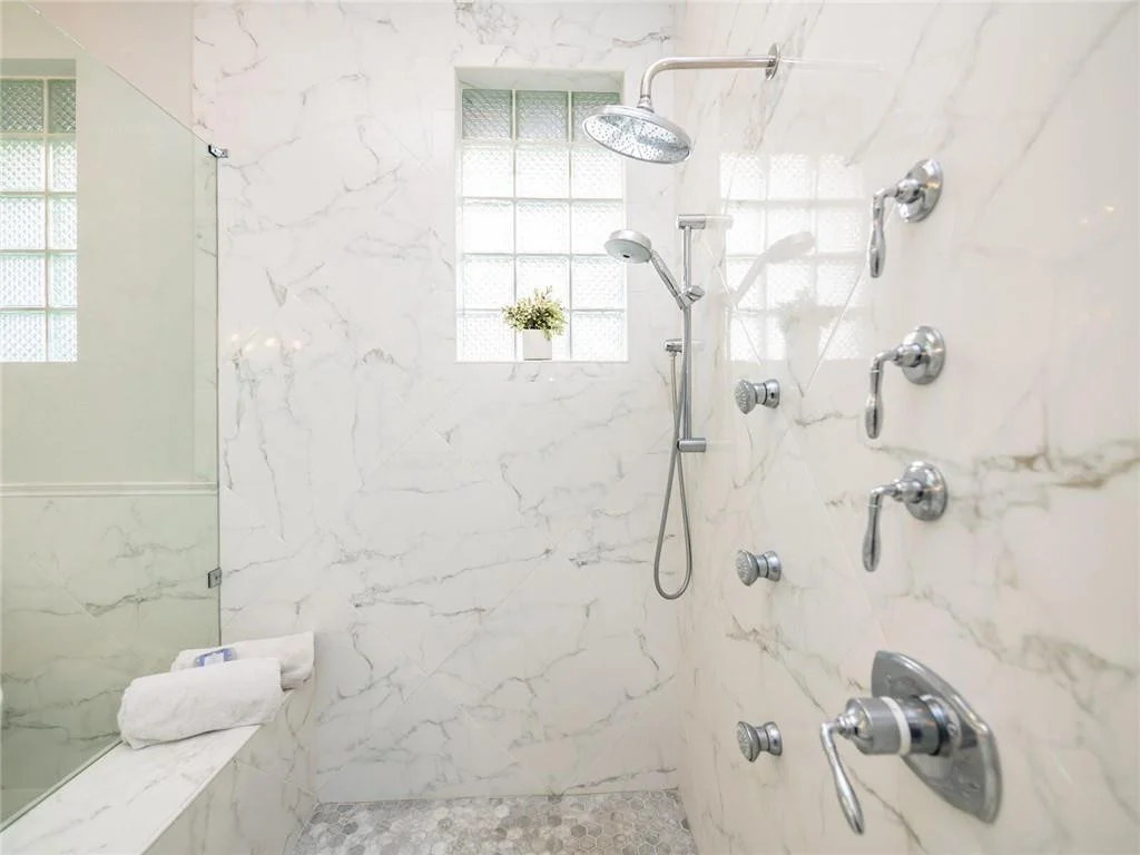 Photo of 2623 Oakbrook Drive