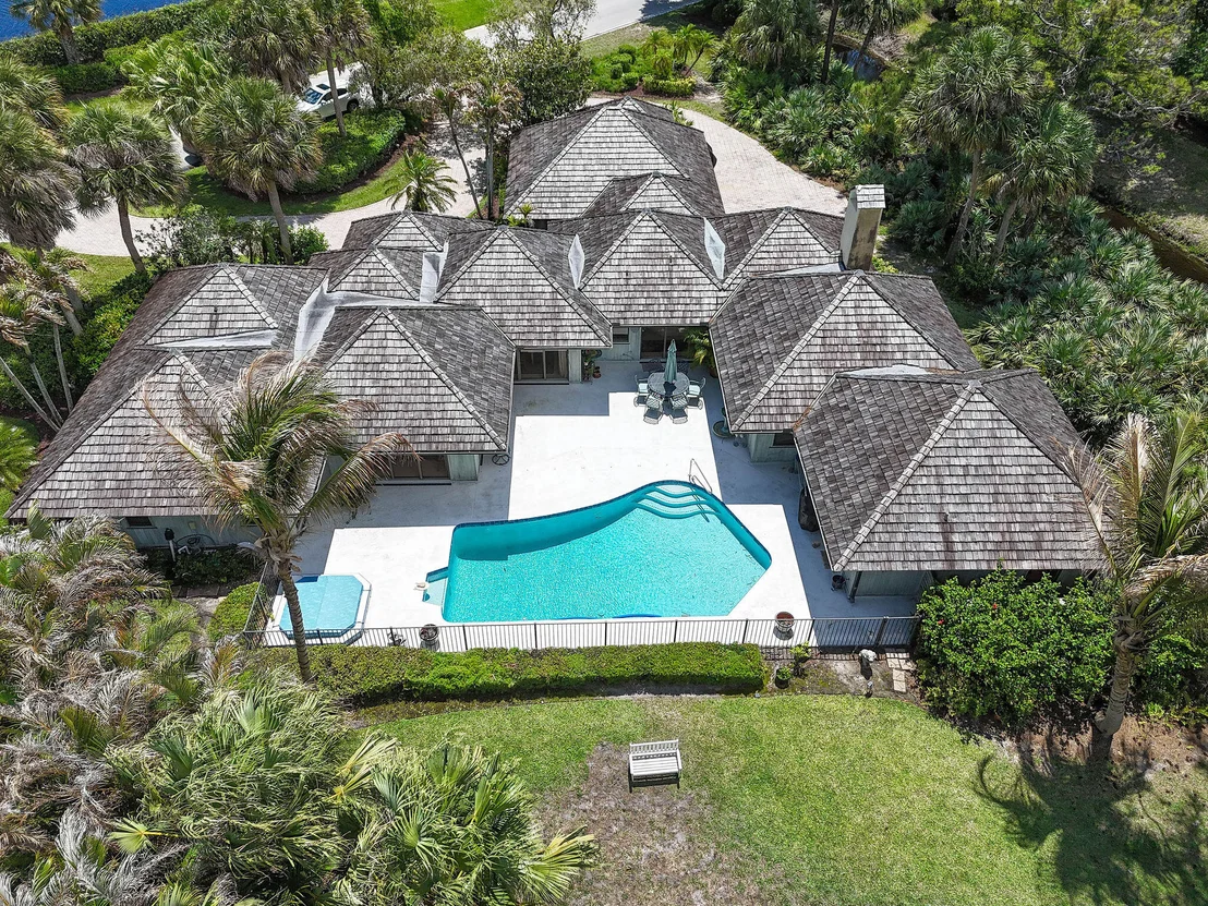 Photo of 6980 SE Winged Foot Drive