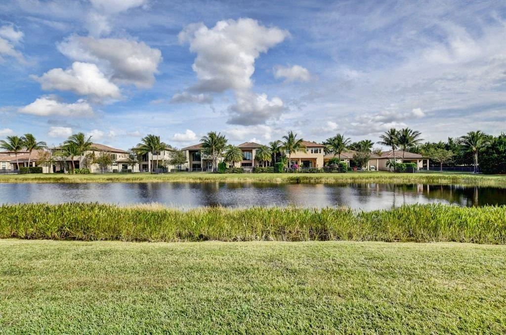 Photo of 16670 Gateway Bridge Drive