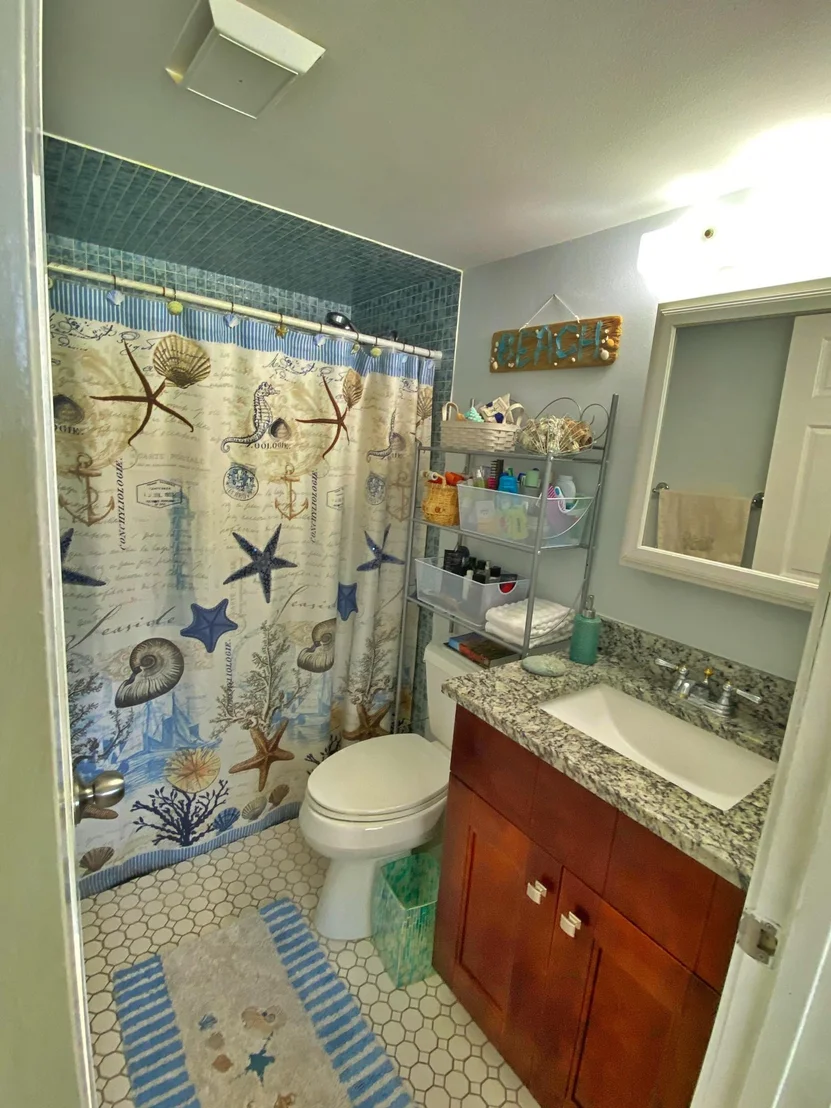 Photo of 421 Davis Road