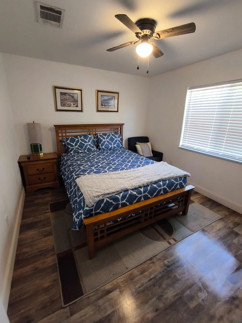 Photo of 983 SE Emerald Rd Road SE