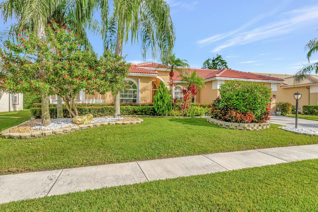 Photo of 9268 Lake Serena Drive